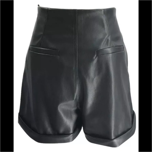 7 For All Mankind Black High Waist Shorts - Picture 3 of 6